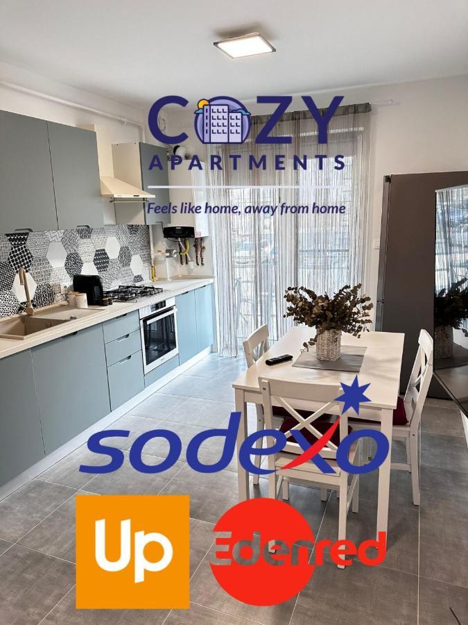 Lovely Apartment In Beautiful #Tirgu Mures At Maurer Residence เตอร์กู-มูเรช ภายนอก รูปภาพ